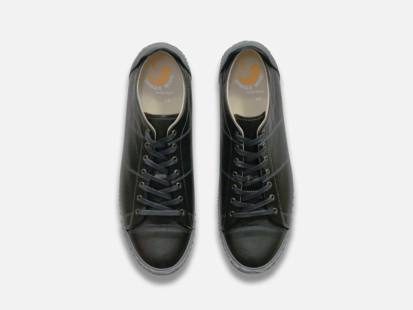 SPINGLE MOVEのスニーカー「SPM-272 Black」の上から見た商品画像