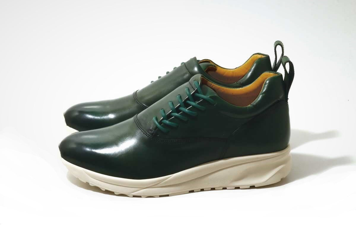 THIRTY THREEのスニーカー「TT-105 Green」の横向きの商品画像