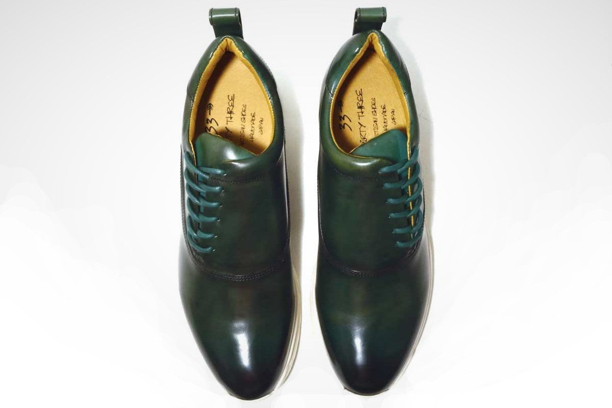 THIRTY THREEのスニーカー「TT-105 Green」の上から見た商品画像