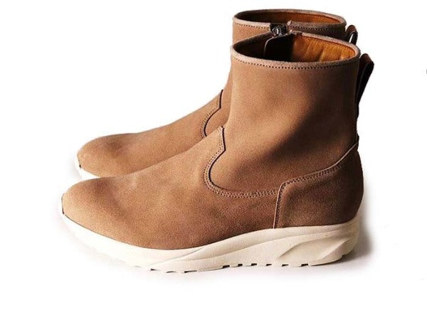 THIRTY THREEのスニーカー「TT-111 Beige」の横向きの商品画像