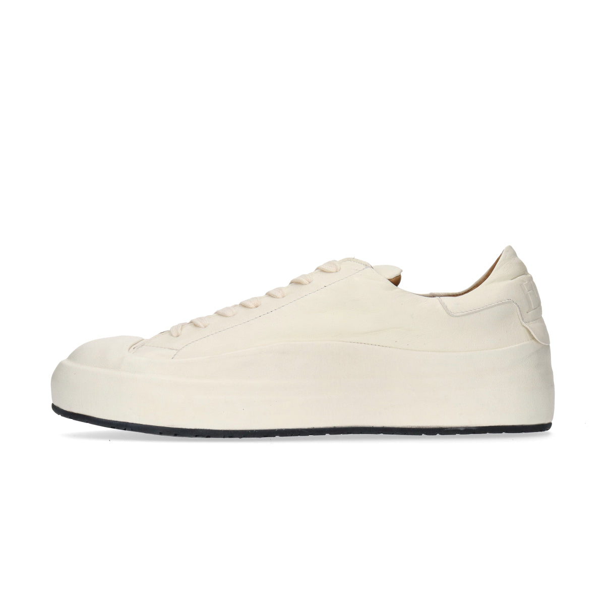 Ernesto Dolani（エルネストドラーニ）の横向きの商品画像