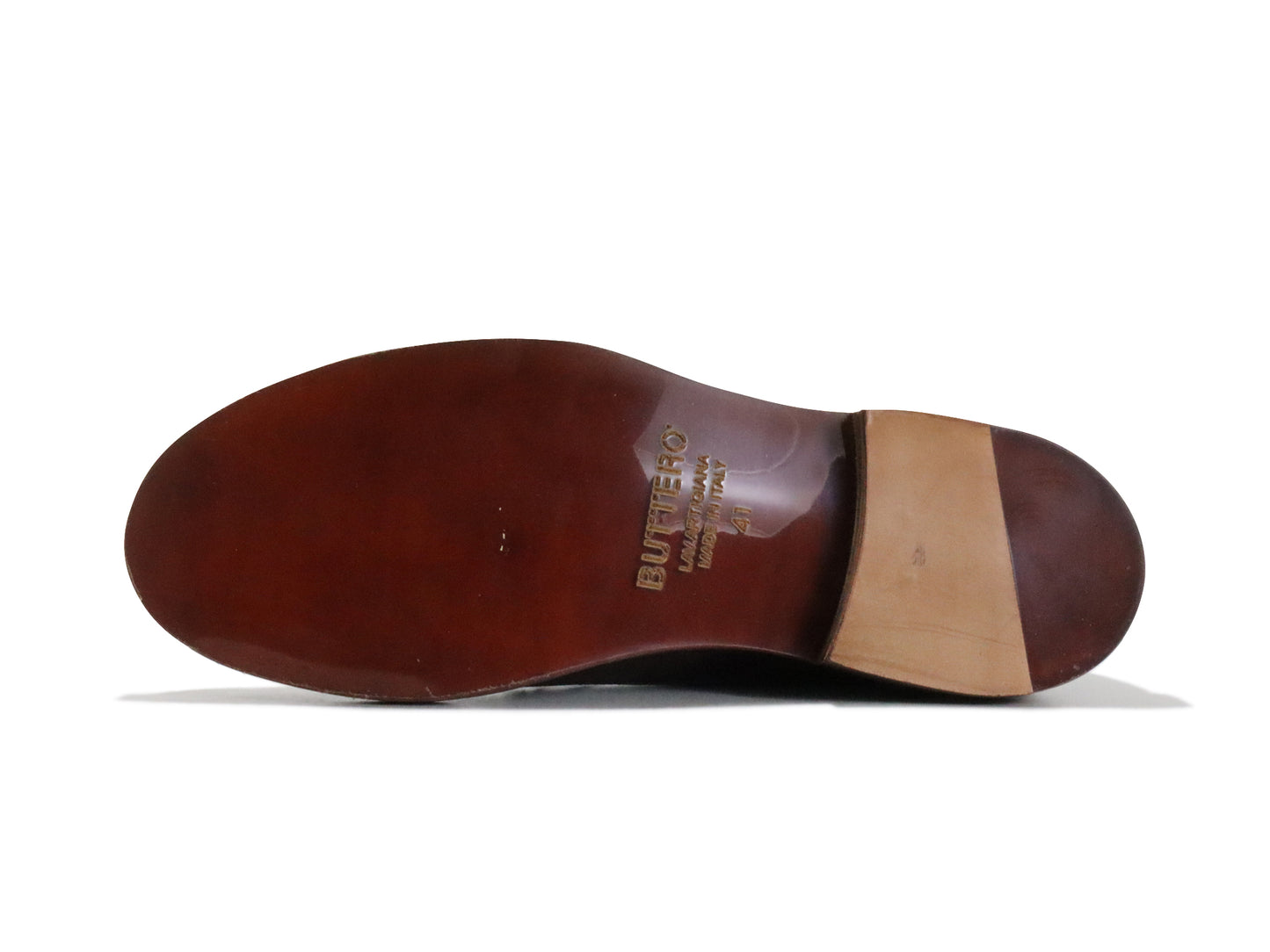 BUTTEROの革靴「b6330」の靴底の商品画像