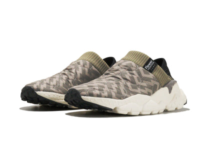 Flower MOUNTAINのスニーカー「FM67006」の斜め向きの商品画像