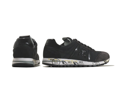 PREMIATAのスニーカー「4511」の後ろ向きの商品画像