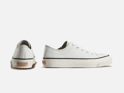 SPINGLE MOVEのスニーカー「SPM-341 White」の後ろ向きの商品画像