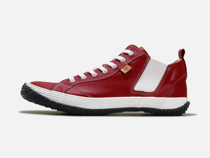 SPINGLE MOVEのスニーカー「SPM-442 Red」の横向きの商品画像