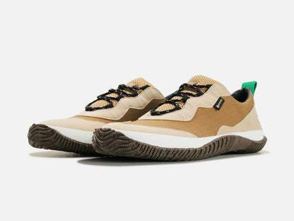 SPINGLE MOVEのスニーカー「SPM-618 Beige」の斜め向きの商品画像