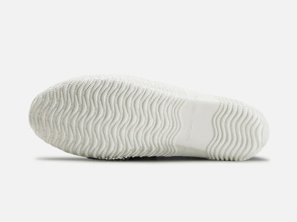 SPINGLE MOVEのスニーカー「SPM-619 White」の靴底の商品画像