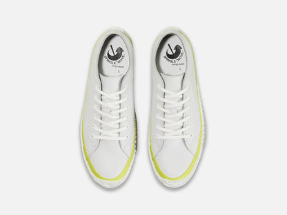 SPINGLE MOVEのスニーカー「SPM-619 White」の上から見た商品画像