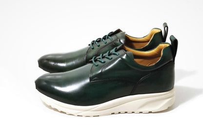 THIRTY THREEのスニーカー「TT-101 Green」の横向きの商品画像