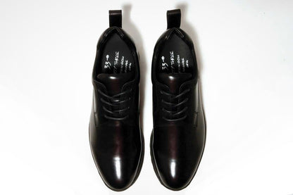 THIRTY THREEのスニーカー「TT-102 Monochrome」の上から見た商品画像