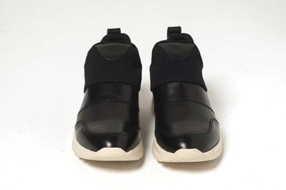 THIRTY THREEのスニーカー「TT-104 Black」の前向きの商品画像